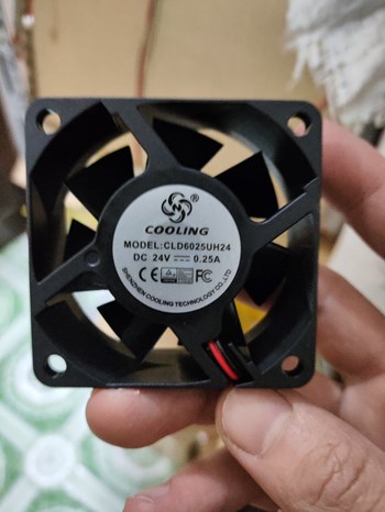 Quạt tản nhiệt 6x6x2.5 0.25A 24V