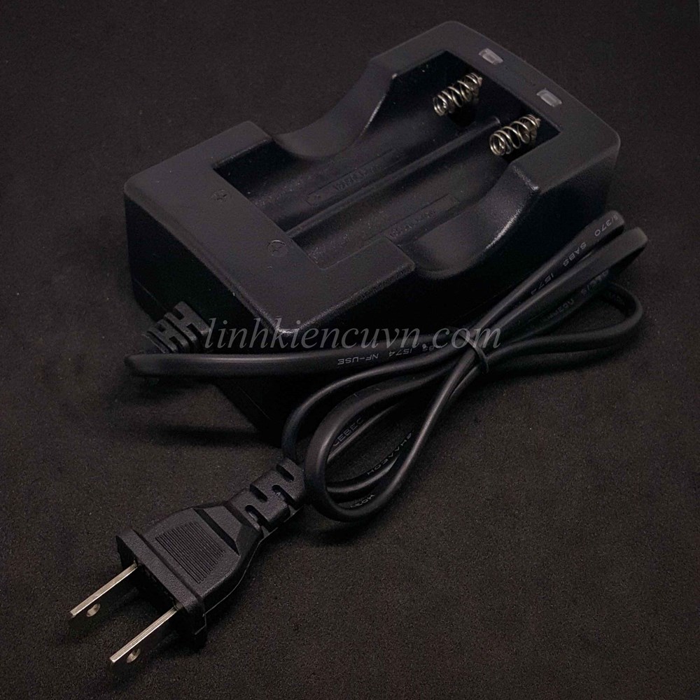 Bộ Sạc Pin 18650 3.7V Đa Năng 2 Pin Li-on Charger